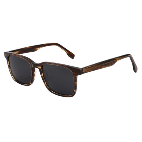 Unisex solbriller i Wayfarer stil med polaroide linser.