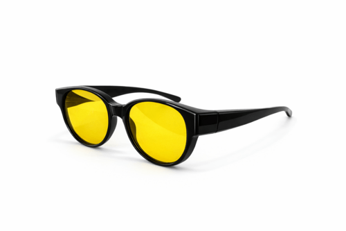 Fit-over natbriller til bil med sort polaroid linser