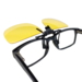 Clip-on sportsbriller med polaroide linser og vip-op