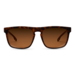 Moderne solbriller til herrer i wayfarer-stil med polaroide linser.